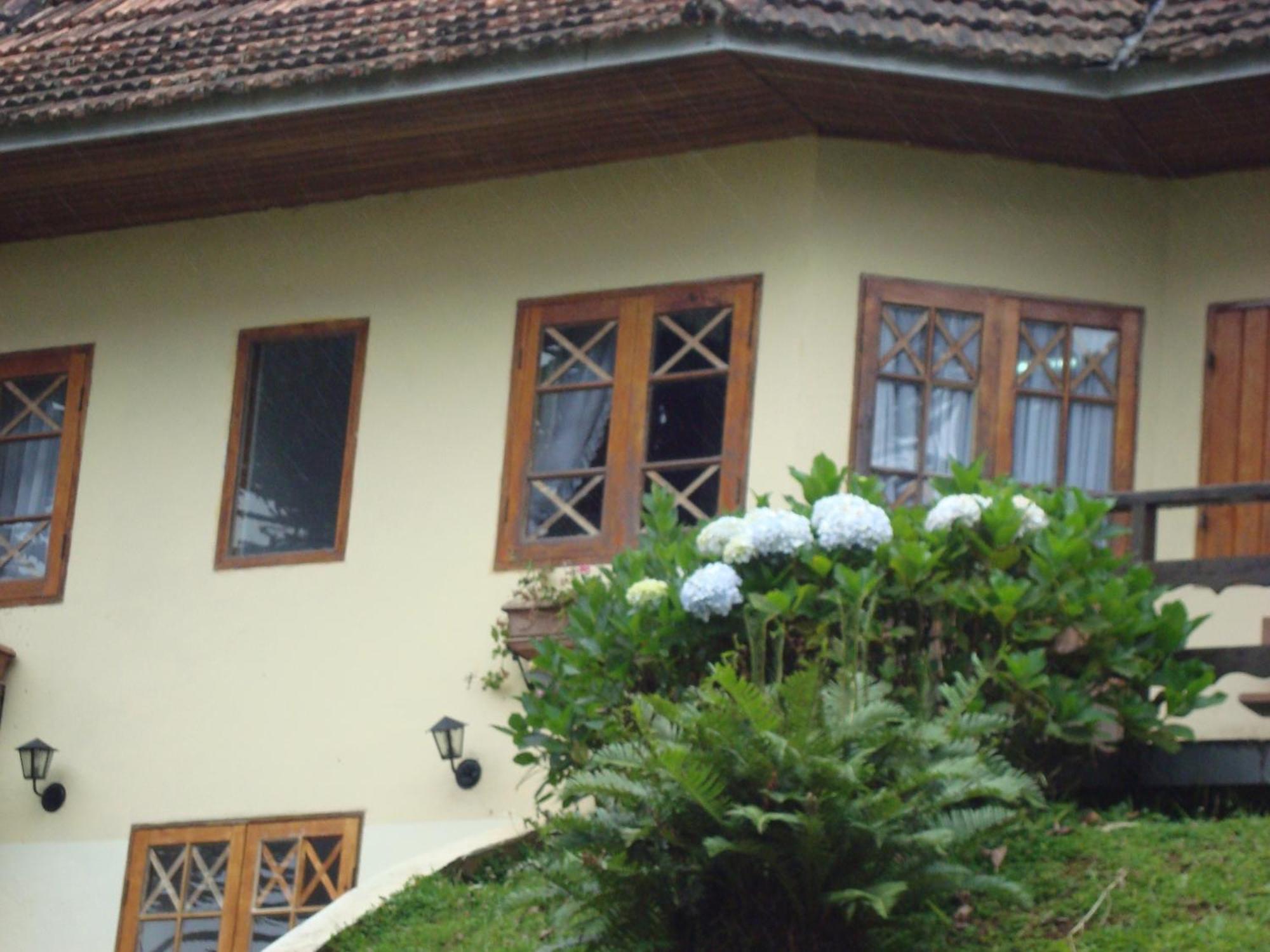 Suiço De Lodge *