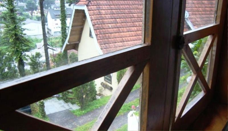 Lodge Suiço De *